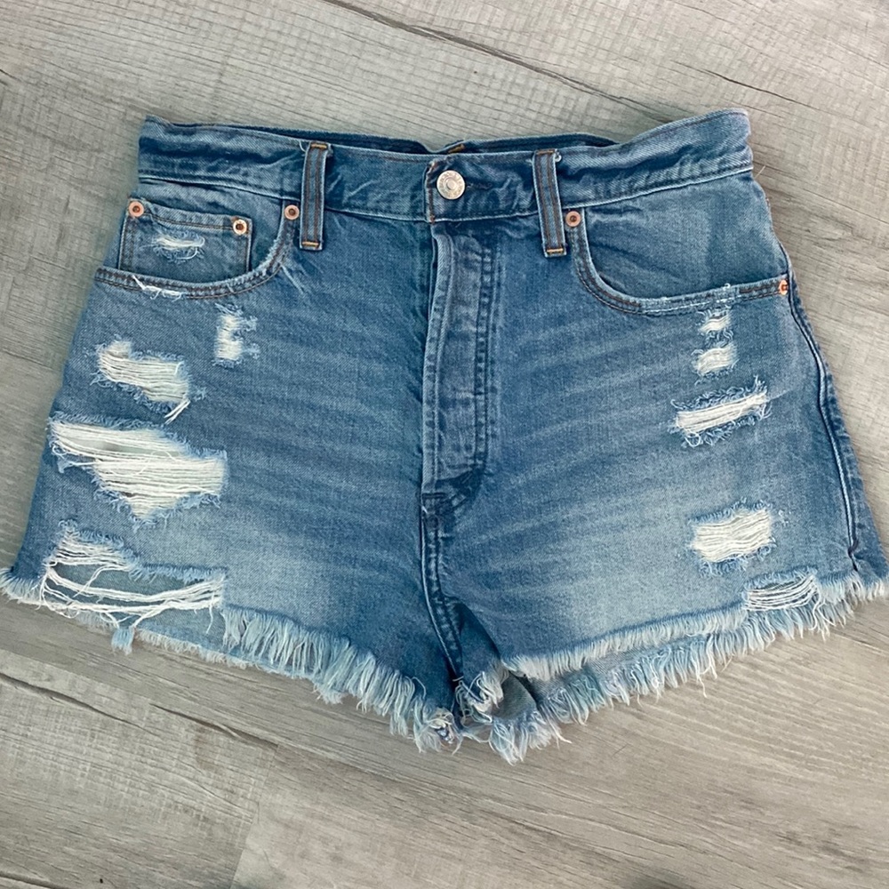 Abercrombie & Fitch Boyfriend Shorts High Waisted Distressed Frayed Hem